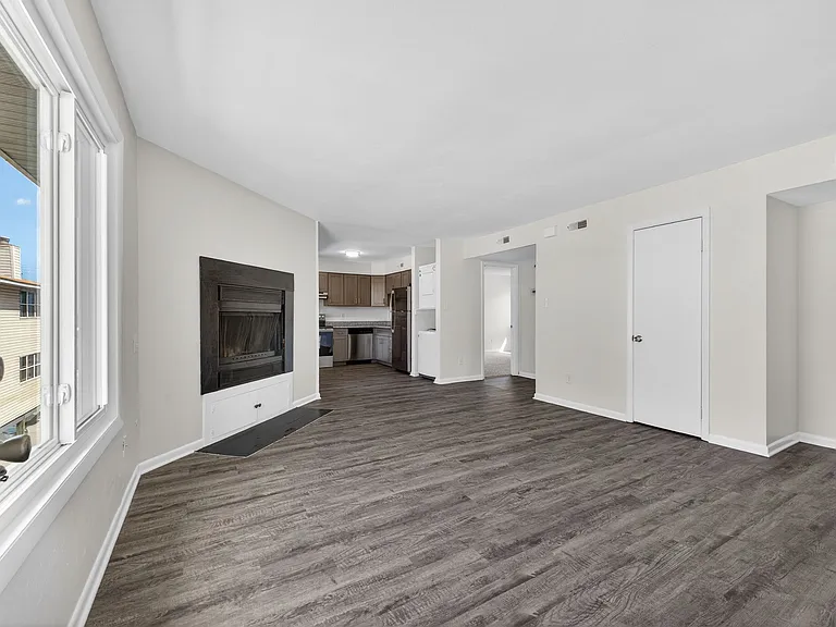 1415 E Ocean View Ave — Photo 2
