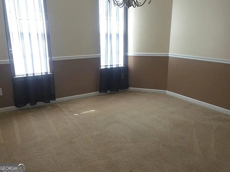 5774 Colonnade Dr — Photo 7