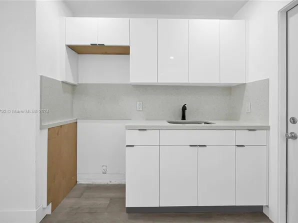 1829 NW 46th St, Miami, FL 33142