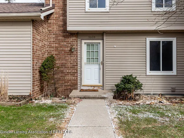 5808 Okemos Rd, Haslett, MI 48840