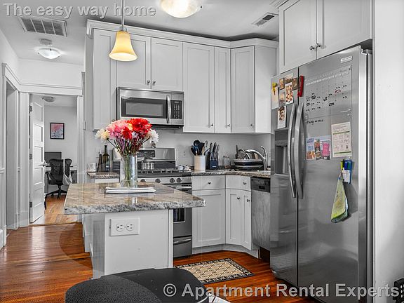 2nd image of 74 Bowdoin St #2