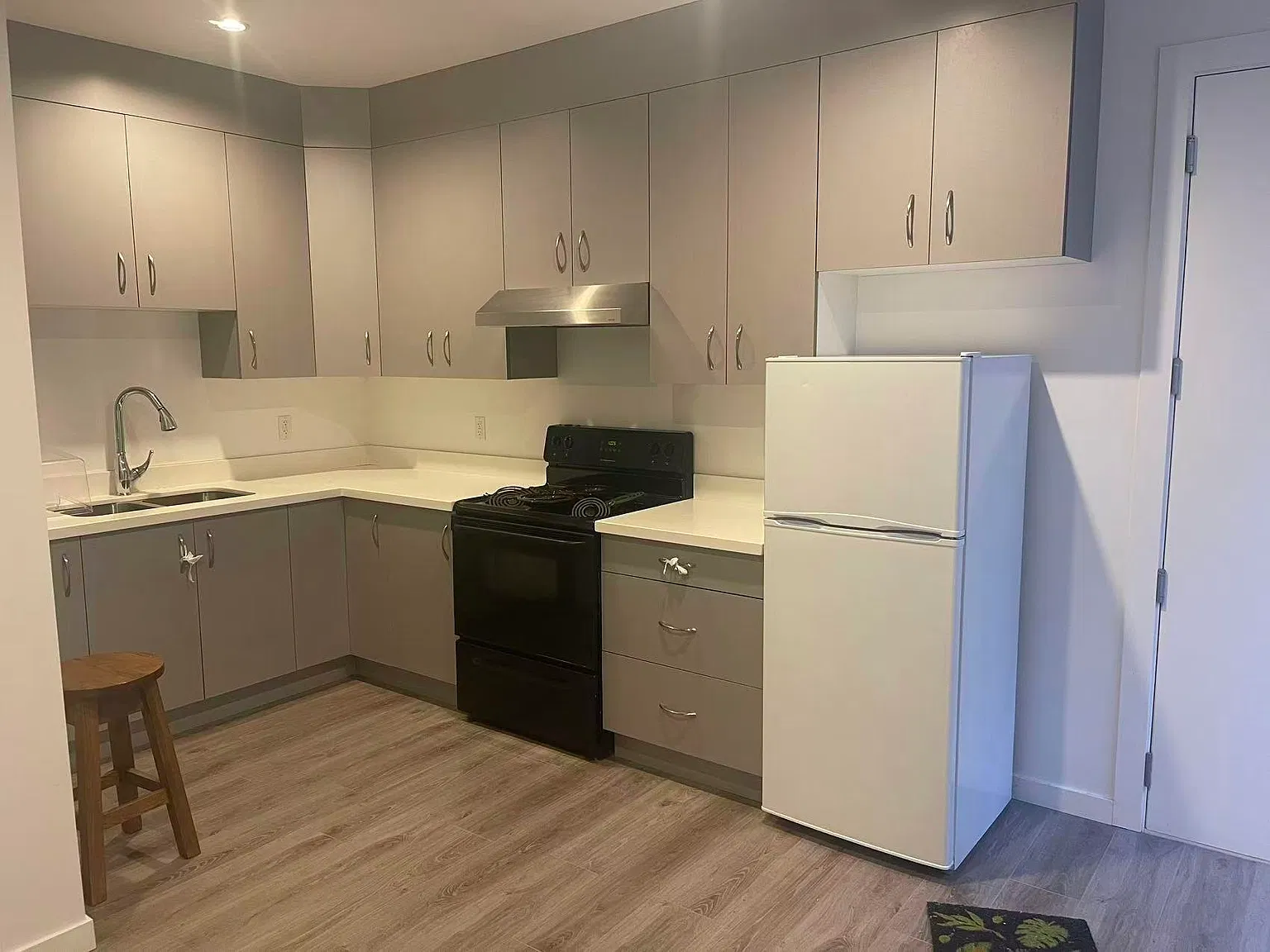 1 bed, 500 sqft, $1,500 — Photo 4