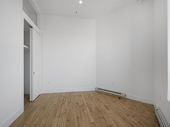 5th image of 1381 Myrtle Ave APT 2E
