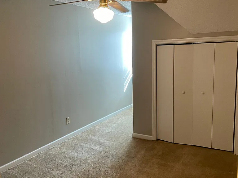 438 Joshua Ct — Photo 14