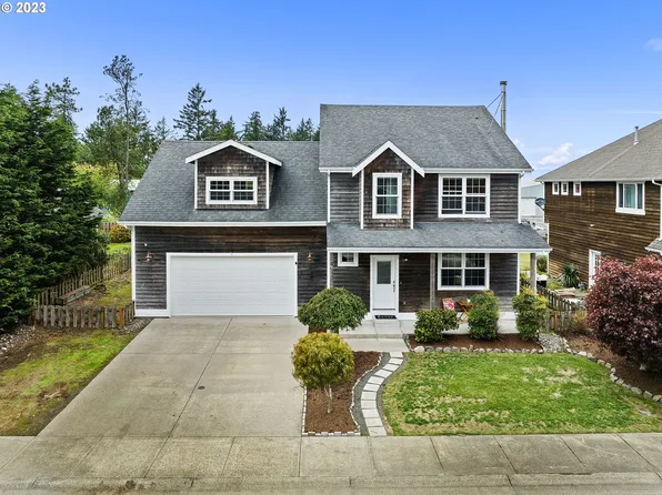 25 NW 17th Pl, Warrenton, OR 97146