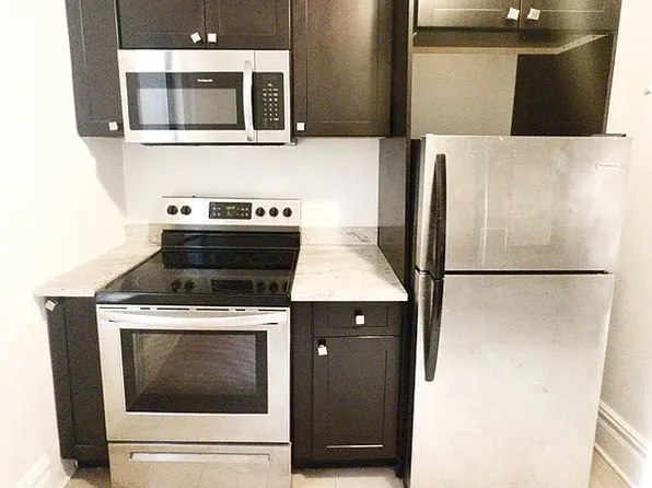 72-25 Austin Street image 1 of 8