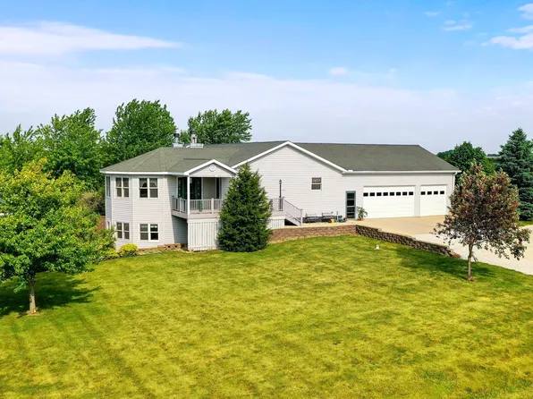 2997 E 25th Rd, Marseilles, IL 61341