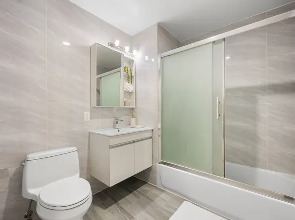 70-65 Queens Boulevard image 8 of 18