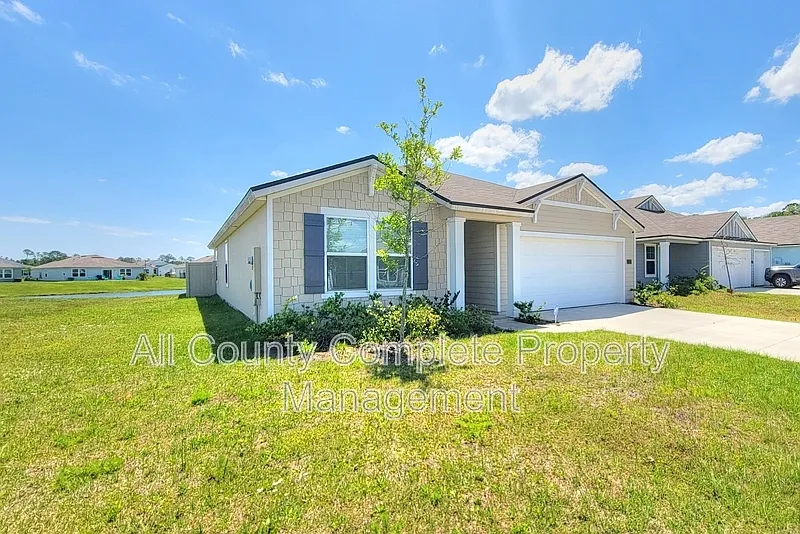 Building Photo - 121 Aveiro Way