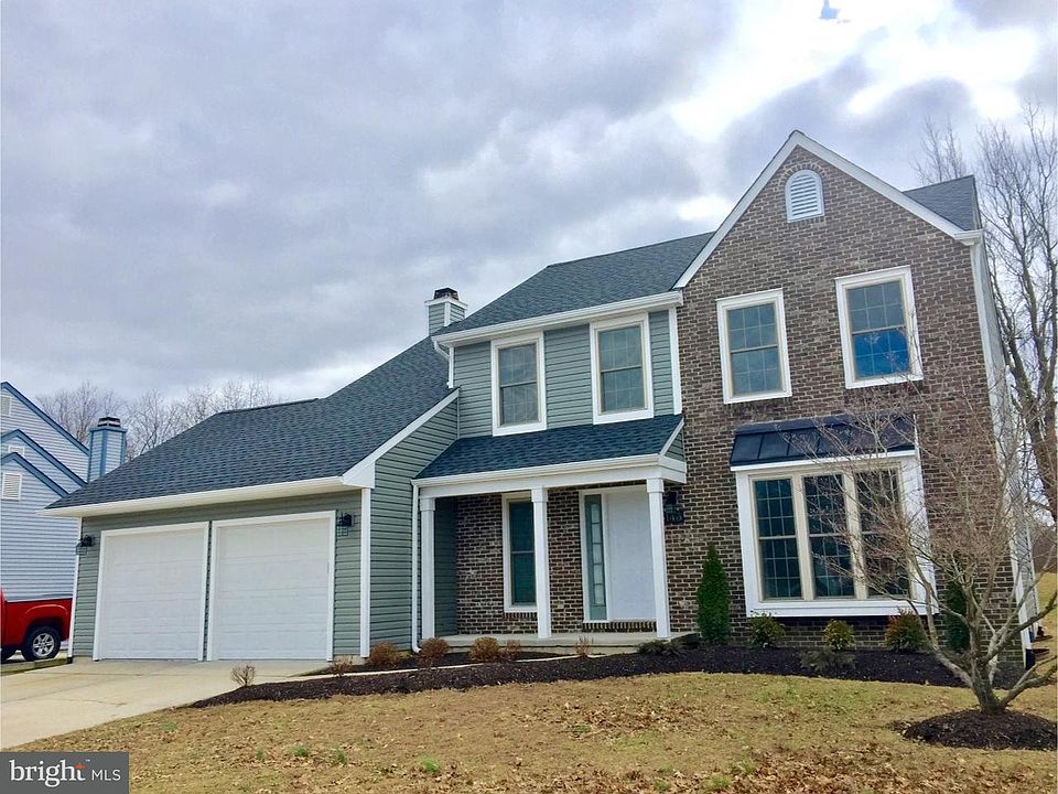 1st image of 143 S Kingscroft Dr