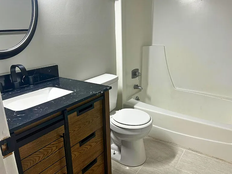203 Northpoint Ave #D — Photo 12