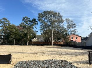112 NW 12th St, Oak Island, NC 28465