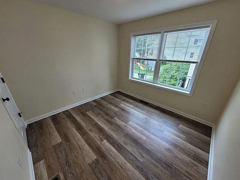 238 Ash St #1 — Photo 12