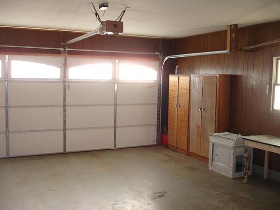 2-car Garage