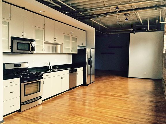 Wonderful galley kitchen