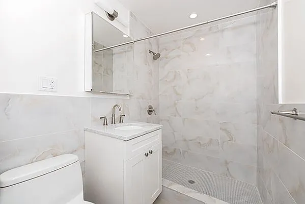 Rented by Bold New York | media 25