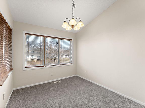 5th image of 6097 Courtly Alcove #F