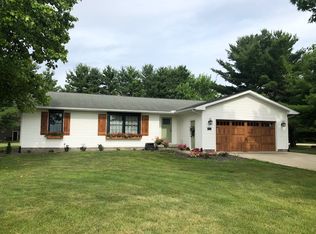 8796 Cardinal Hill Rd, Rochester, IL 62563