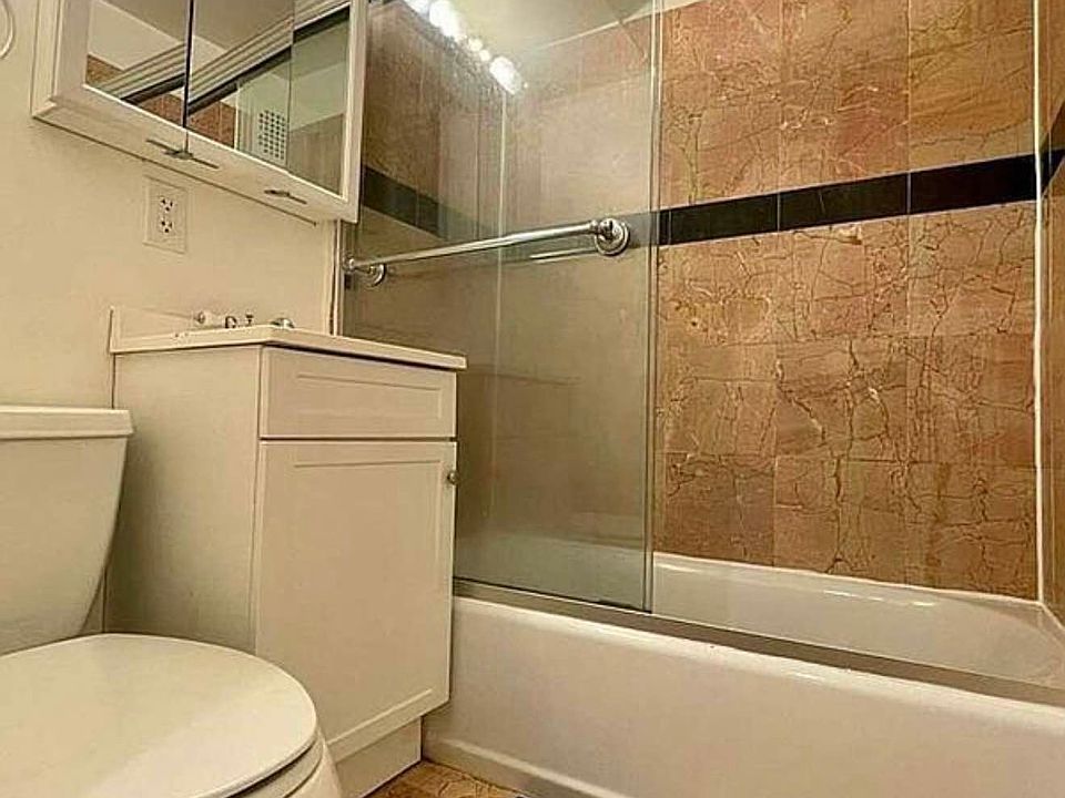 2nd image of 182 Avenue A APT 3A
