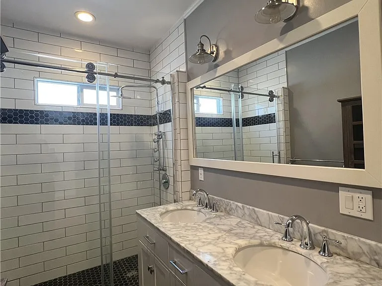 128 N Ivy Ave — Photo 8