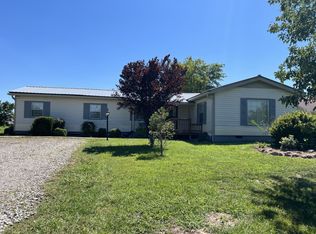 1550 Old Dover Rd, Clarksville, TN 37042