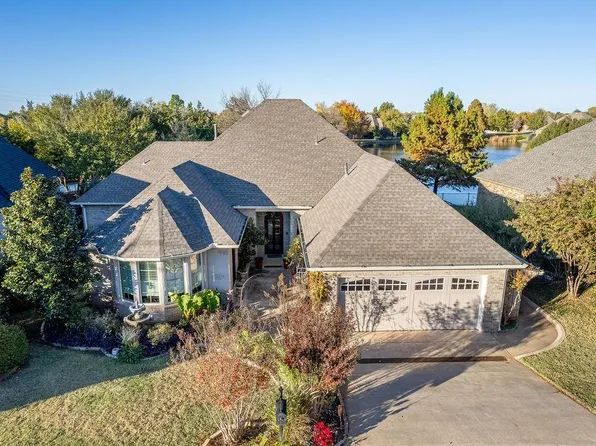 505 Bridgeview Pl, Edmond, OK 73003