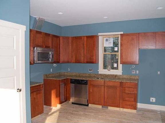 Stainless Applian. Coming