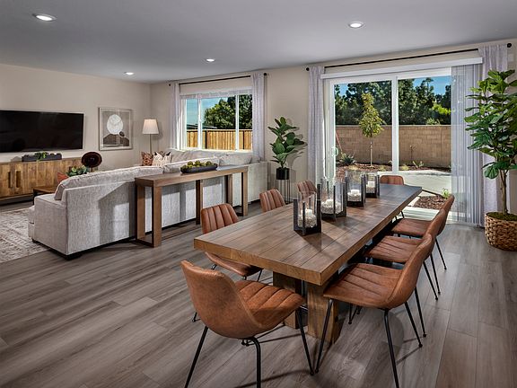Residence 1 dining room modeled at a nearby Meritage community.