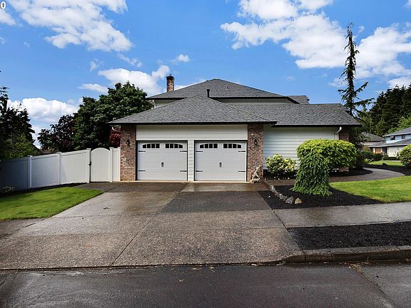 2nd image of 10802 NW 19th Ave