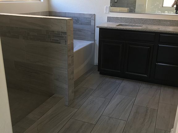 3rd image of 22274 E Munoz Ct