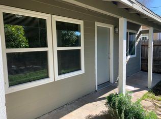 246 Valley Rd, Oak View, CA 93022