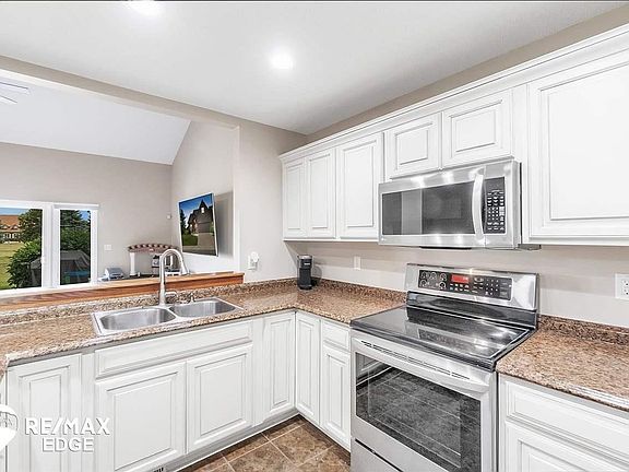 4th image of 2759 Palmer Dr