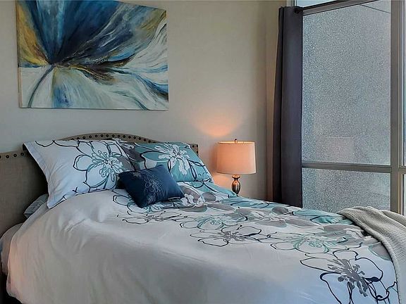 4th image of 219 Fort York Blvd #2502