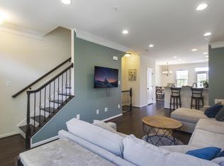 3431 10th Pl SE #1, Washington, DC 20032