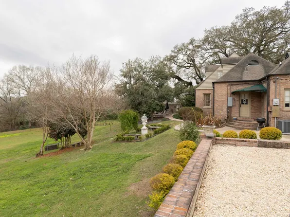 7868 Highland Rd, Baton Rouge, LA 70808