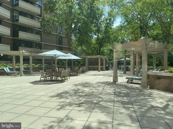 4620 N Park Ave APT 805W, Chevy Chase, MD 20815