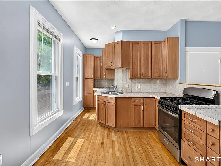 172 Ellsworth Ave #1 — Photo 7