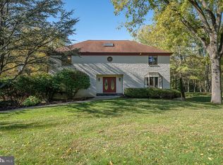 835 Richards Rd, Wayne, PA 19087