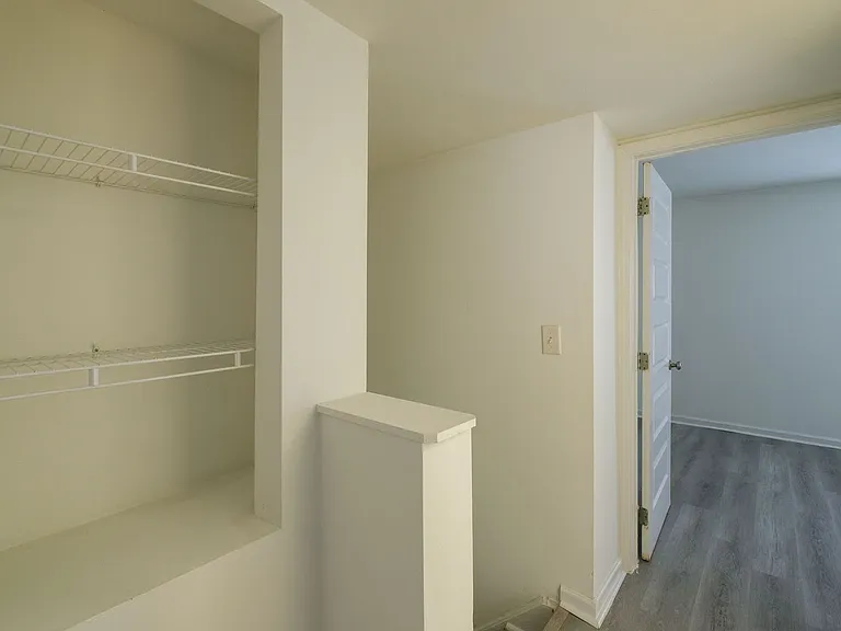 Golden Gate Townhomes — Photo 103