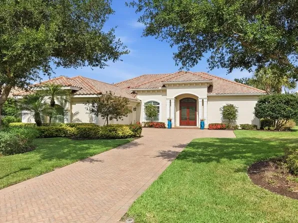 3224 Founders Club Dr, Sarasota, FL 34240