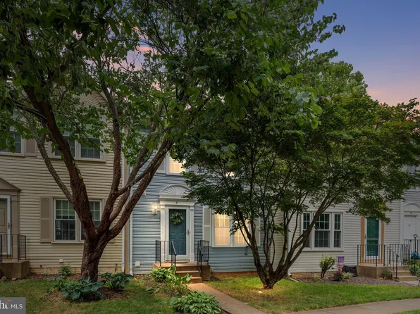 61 Pepper Tree Ct, Warrenton, VA 20186