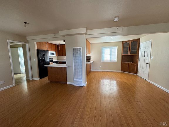 5th image of 4555-4553 Stony Point Rd