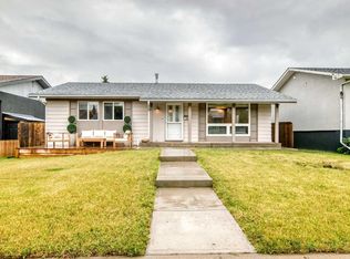 119 Maitland Rise NE, Calgary, AB T2A 4Z1