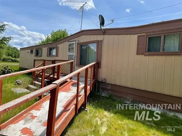 7500 N Gardner Ln, Boise, ID 83714