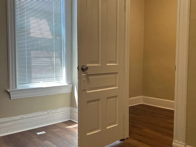 862 N Hermitage Ave #1R — Photo 22