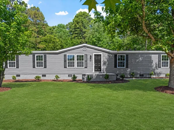 98 Shade Wood, Sanford, NC 27332