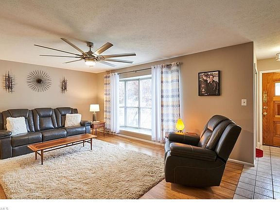 4th image of 1896 Valewood Dr