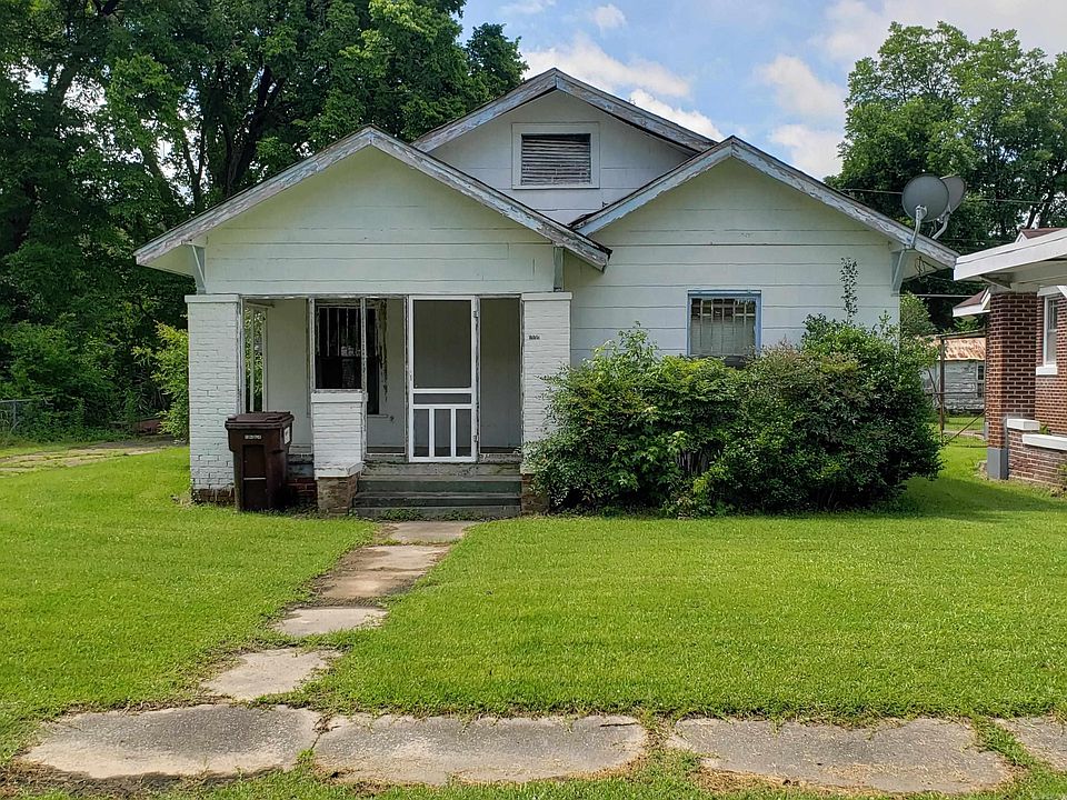 1st image of 1504 W 18th Ave