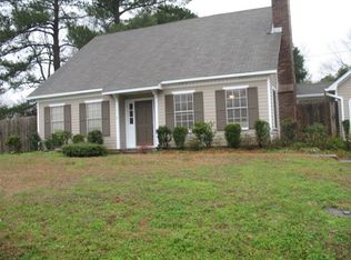 104 Colonial Gln, Jackson, MS 39211
