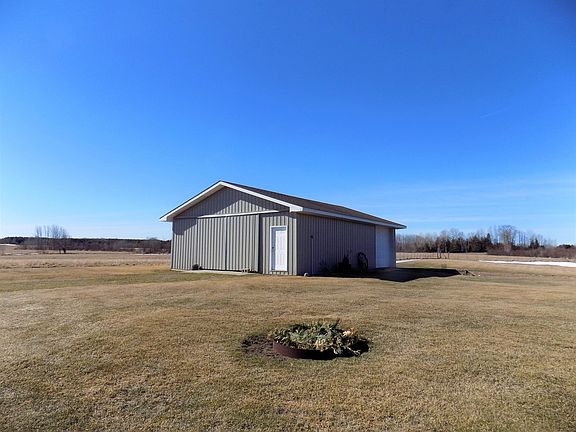 3rd image of 21800 County Road 452